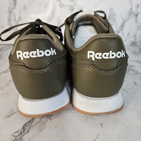 Reebok Classic Leather Army Green Running Sneakers -Men's Size 7 Without Box - Picture 4 of 9